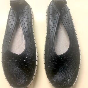 Bernie Mev Girls Black leather Slide on